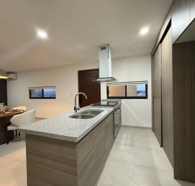 780